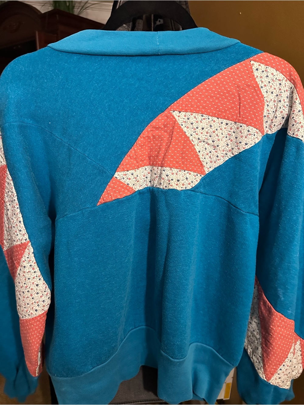 Handmade Sweater with patchwork - Picture 2 of 7
